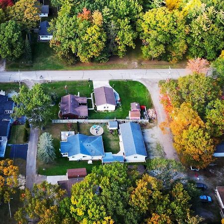 Lovely Au Gres Cottage With Hot Tub Walk To Beach! Exterior foto