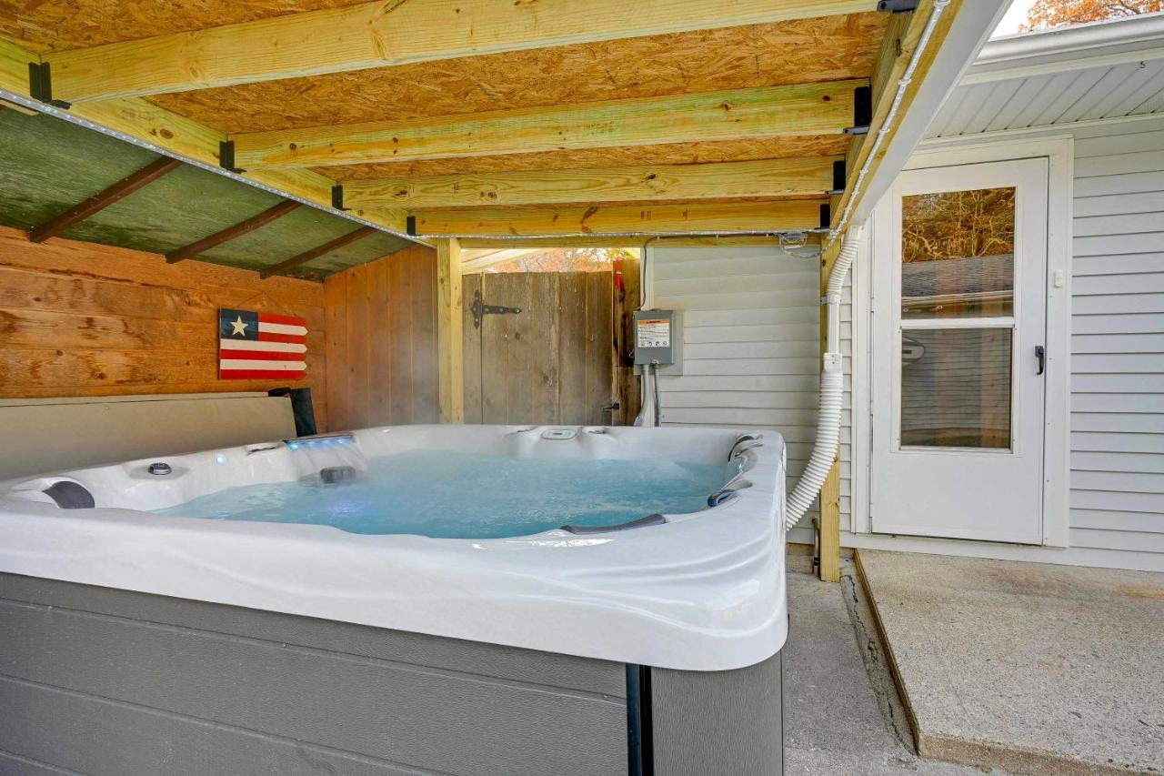 Lovely Au Gres Cottage With Hot Tub Walk To Beach! Exterior foto