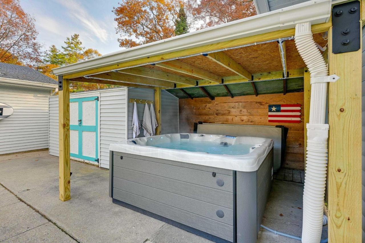 Lovely Au Gres Cottage With Hot Tub Walk To Beach! Exterior foto